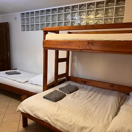 Belvarosi Rezidencia Maison d'hôtes Pápa